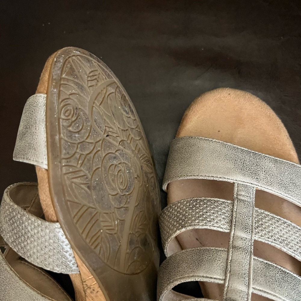 Gladiator Sandal Metallic Gray. - image 5